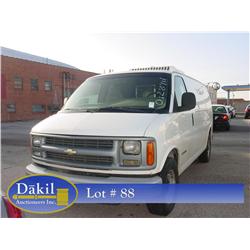 2001 CHEVROLET EXPRESS VAN 
