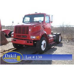 1996 INTERNATIONAL 8100