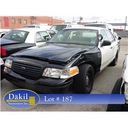 2000 FORD CROWN VIC POLICE CAR, 