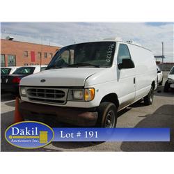 2002 FORD ECONO 