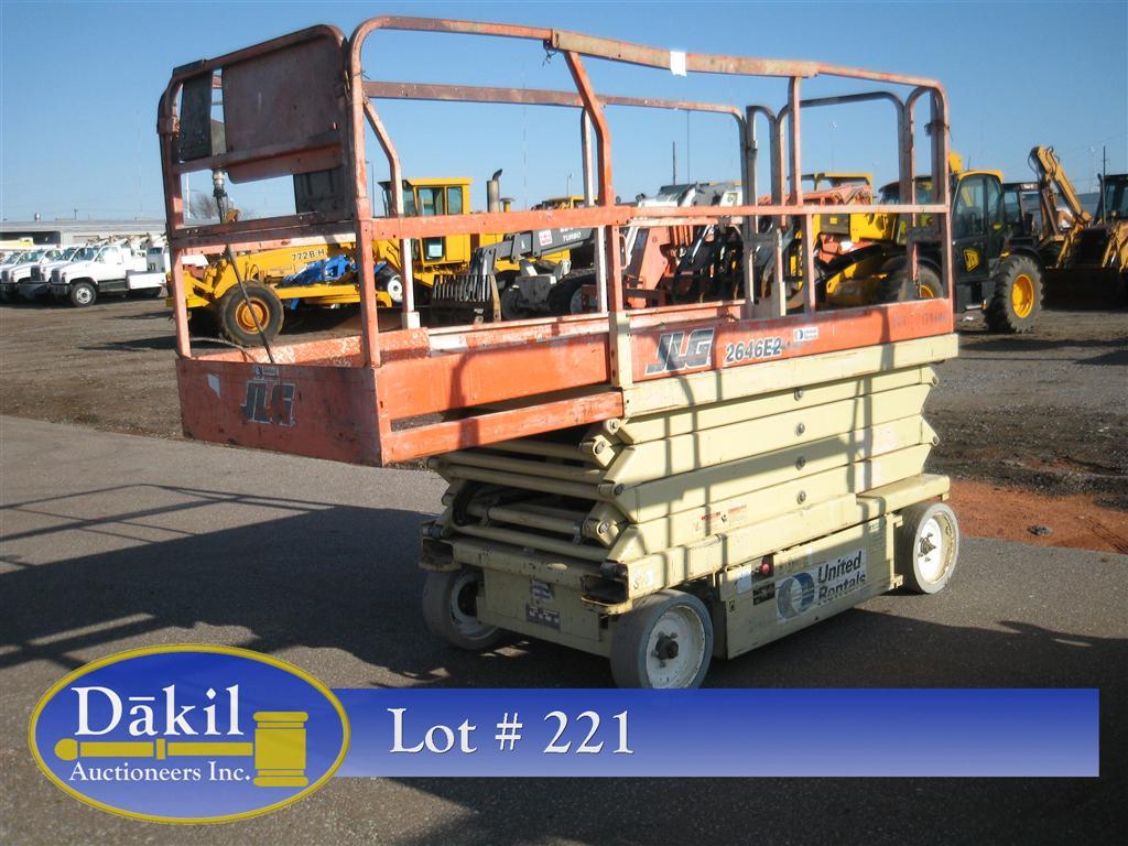 2000 JLG SCISSOR LIFT 2646E2