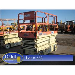 2001 JLG SCISSOR LIFT 2646E2 
