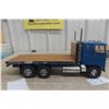Image 9 : Fred + Hampson Smith Miller Kenworth Flatbed Truck w/ Metal Pup Trailer 1970s 37" Long No 1200 of 1