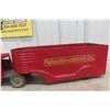 Image 8 : Otaco Minnitoy Mini Transport Truck and Trailer Pressed Steel 1940s or 1950s 27" Long