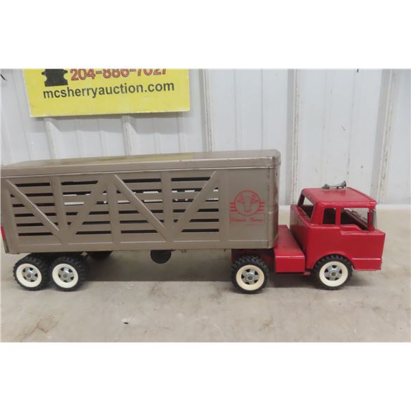 Structo Farms Pressed Steel Truck 21" 1950s or 1960s