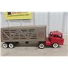 Image 1 : Structo Farms Pressed Steel Truck 21" 1950s or 1960s