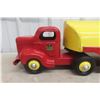 Image 2 : Otaco Minnitoy Shell Tanker Truck and Trailer Pressed Steel 1940s or 1950s 28" Long - Professionall