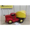 Image 8 : Otaco Minnitoy Shell Tanker Truck and Trailer Pressed Steel 1940s or 1950s 28" Long - Professionall