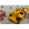 Image 10 : Reuhl John Deere 840 Diesel with Scraper 1/24 Scale Die Cast in Box