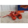 Image 18 : First Gear Construction Pioneers Allis Chalmers HD 21 Crawler with Offset Disk Harrow 1/25 Scale Di