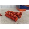 Image 19 : First Gear Construction Pioneers Allis Chalmers HD 21 Crawler with Offset Disk Harrow 1/25 Scale Di