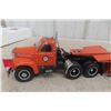 Image 10 : First Gear Construction Pioneers Mack B Model with Trailer 1/25 Scale Die Cast in Box
