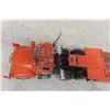 Image 16 : First Gear Construction Pioneers Mack B Model with Trailer 1/25 Scale Die Cast in Box