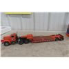 Image 9 : First Gear Construction Pioneers Mack B Model with Trailer 1/25 Scale Die Cast in Box