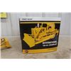 Image 17 : First Gear Construction Pioneers International TD 25 Crawler with Ripper 1/25 Scale Die Cast in Box