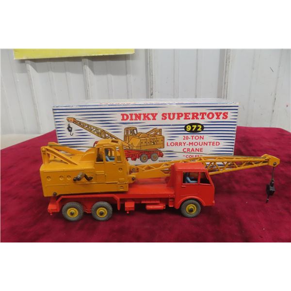 Dinky Supertoys No 972 20 Ton Lorry Mounted Coles Crane 1955 to 1969 1/43 Scale in Box