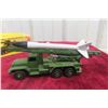 Image 2 : Dinky Supertoys No 665 Honest John Missile Launcher 1960s 1/43 Scale in Box