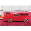 Image 2 : Dinky Toys No 555 Fire Engine with Extending Ladder Commer Fire Engine 1950 to 1970 1/43 Scale in B