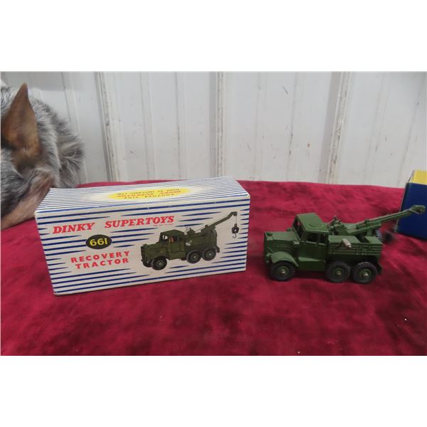 Dinky Supertoys No 661 Recovery Tractor 1957 to 1965 1/43 Scale in Box