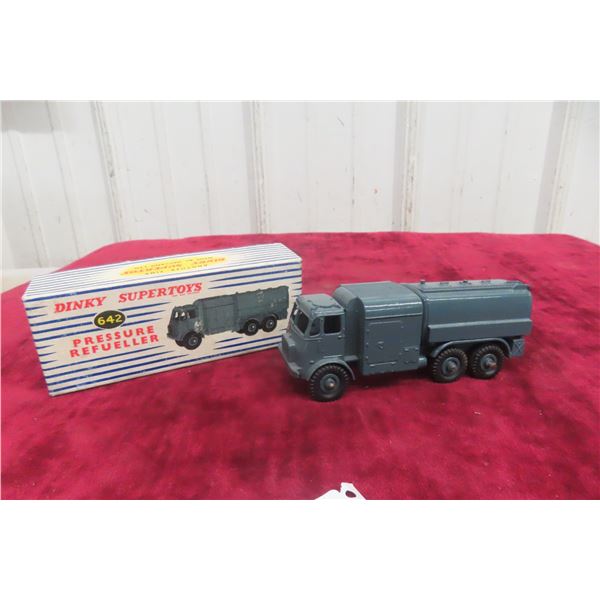 Dinky Superstoy 642 Pressure Refueler 1957 to 1962 1/43 in Box