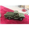 Image 4 : 10 Dinky Military Tanks Jeeps Guns Plus