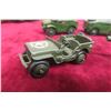 Image 9 : 10 Dinky Military Tanks Jeeps Guns Plus