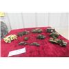 Image 1 : 9 Corgi Military Tanks Trucks Jeeps Guns