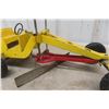 Image 3 : Slik-Toy MFG Road Grader Cast Aluminum and Steel 1950s or 1960s 18 1/2" by Lansing