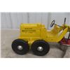 Image 4 : Slik-Toy MFG Road Grader Cast Aluminum and Steel 1950s or 1960s 18 1/2" by Lansing