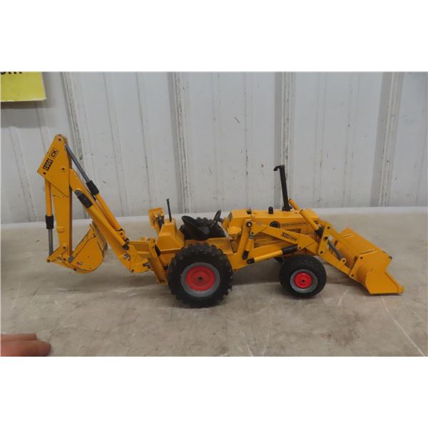 Gescha Made in West Germany Case 580 Construction King Backhoe Die Cast 1/16 Scale 1980s