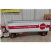 Image 11 : Coca Cola Die Cast 1/25 Scale Truck and Trailer in Box Distributed by Ertl