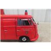 Image 9 : Sun Star 1956 Volkswagen Fire Engine 1/12 Scale Die Cast Limited Edition Only 1000 Produced
