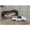 Image 1 : American Muscle 1967 Corvette 1/18 Scale Die Cast in Box