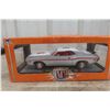 Image 1 : Detroit Muscle 1970 Dodge Challenger 1/24 Scale Die Cast in Box