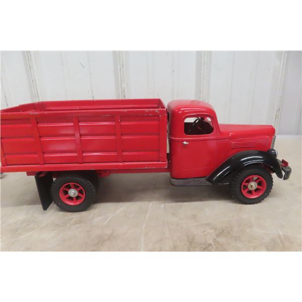 Brunswick Toys International Dump Truck, Cast Aluminum and Pressed Steel, Limited Edition #5, 15 1/