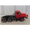 Image 6 : First Gear Die-Cast Model of International S-Series Truck with Tri-Axle Lowboy Trailer, 1/25 Scale