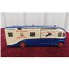 Image 3 : Dinky Supertoys Horse Box with Brewery Livery, 1950s, 1/43 Scale