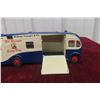 Image 4 : Dinky Supertoys Horse Box with Brewery Livery, 1950s, 1/43 Scale