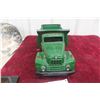 Image 6 : C&M Farm Toys International R190 Dump Truck, Die-Cast and Pressed Steel, 15 1/2" Long