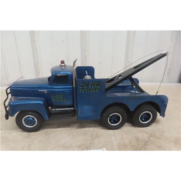 Cottonwood Acres International R190 Wrecker Tow Truck, Limited Edition #330 of 350, 1990s