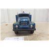 Image 4 : Cottonwood Acres International R190 Wrecker Tow Truck, Limited Edition #330 of 350, 1990s