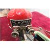 Image 15 : Rare Ito Speedboat with Outboard Motor, Battery Operated, Wooden Hull, 15" Long, Professionally Res