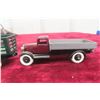 Image 3 : 2 Dinky Trucks: No. 25F Market Gardener Truck (1930s–1940s) and No. 25E Tipping Truck (1946–1950),