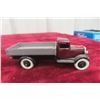 Image 5 : 2 Dinky Trucks: No. 25F Market Gardener Truck (1930s–1940s) and No. 25E Tipping Truck (1946–1950),