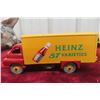 Image 1 : Dinky Supertoys No. 923 Big Bedford Van 'Heinz 57', 1/43 Scale (1958–1959)