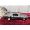 Image 3 : 2 Die Cast Cars, 1/18 Scale: Dodge Super Bee and 1967 Shelby GT500