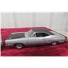 Image 6 : 2 Die Cast Cars, 1/18 Scale: Dodge Super Bee and 1967 Shelby GT500