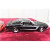 Image 5 : 2 Die Cast Cars, 1/18 Scale: 1969 Ford Mustang and 2006 Dodge Challenger