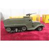 Image 2 : 2 Dinky Military Models, 1/43 Scale, In Boxes: No. 822 Half-Track M3 and No. 676 APC