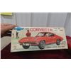 Image 10 : Ichida Battery-Driven Tin Corvette Stingray, 12", 1963, With Box
